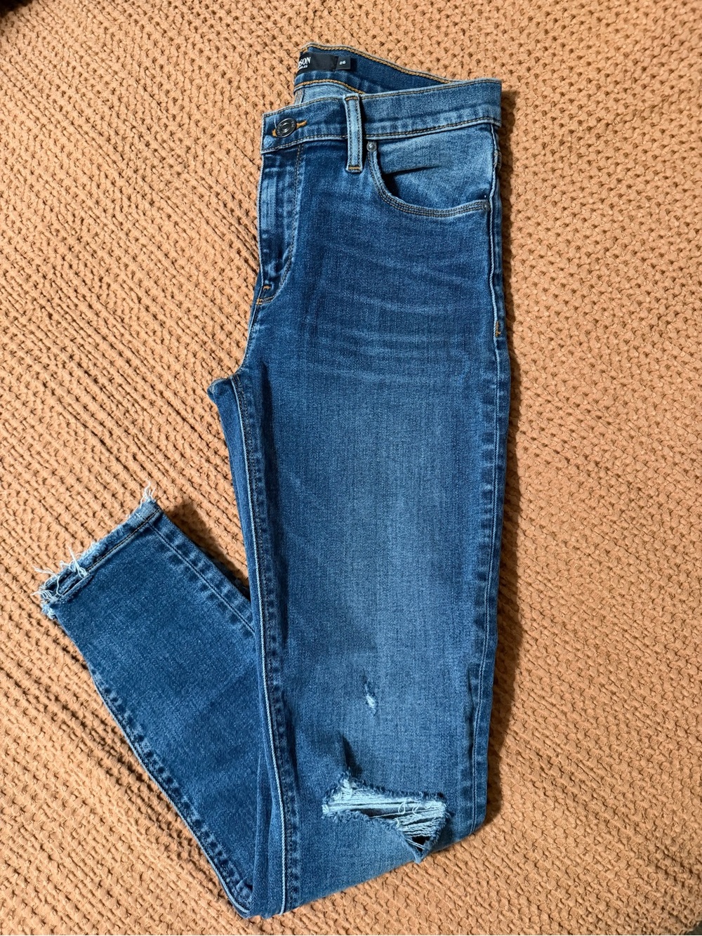 Hudson Jeans Medium Blue Skinny Jeans with Distressed Hem